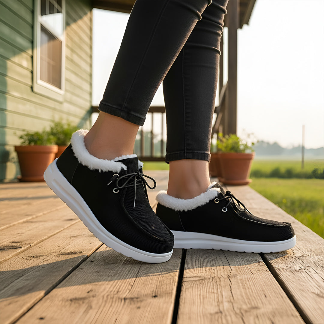 Perry Slippers - Black